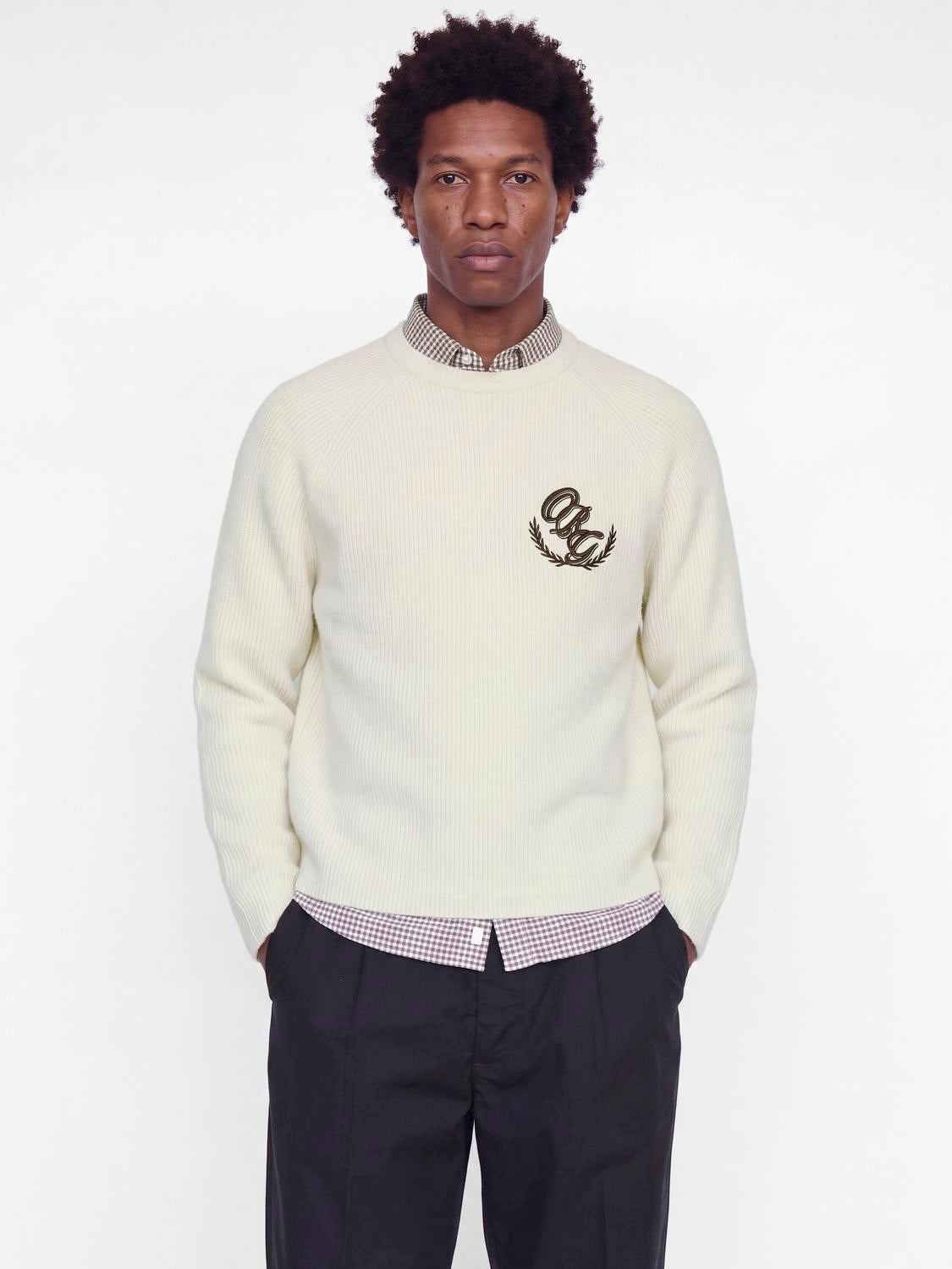 model_shot-front